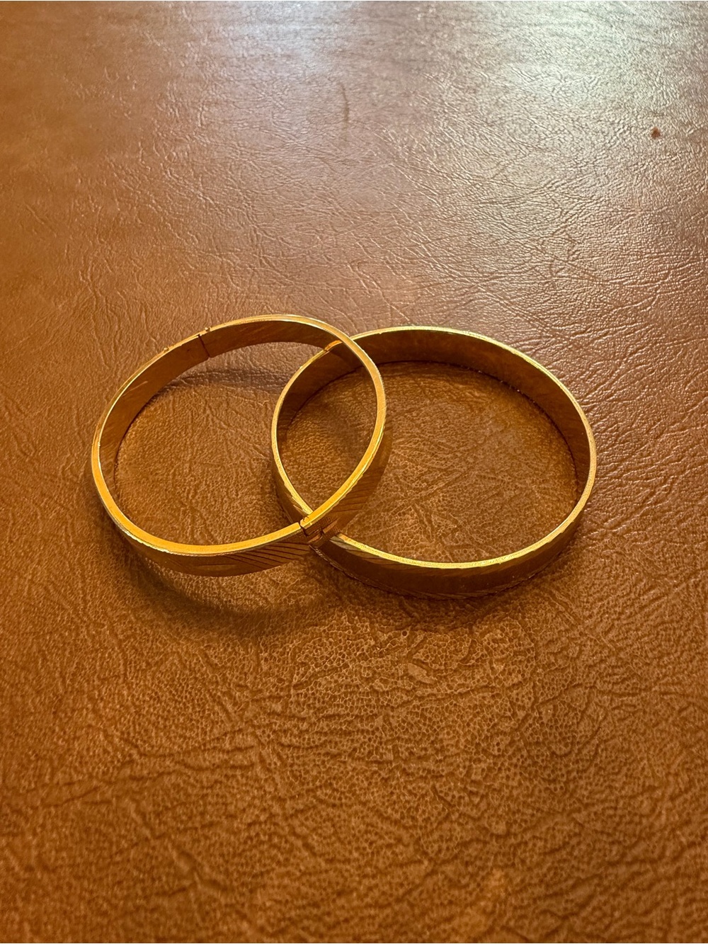Gold-Tone Women's Bangle Bracelet Set